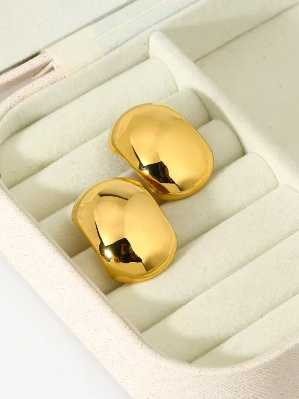 Cami Earrings - Image 2