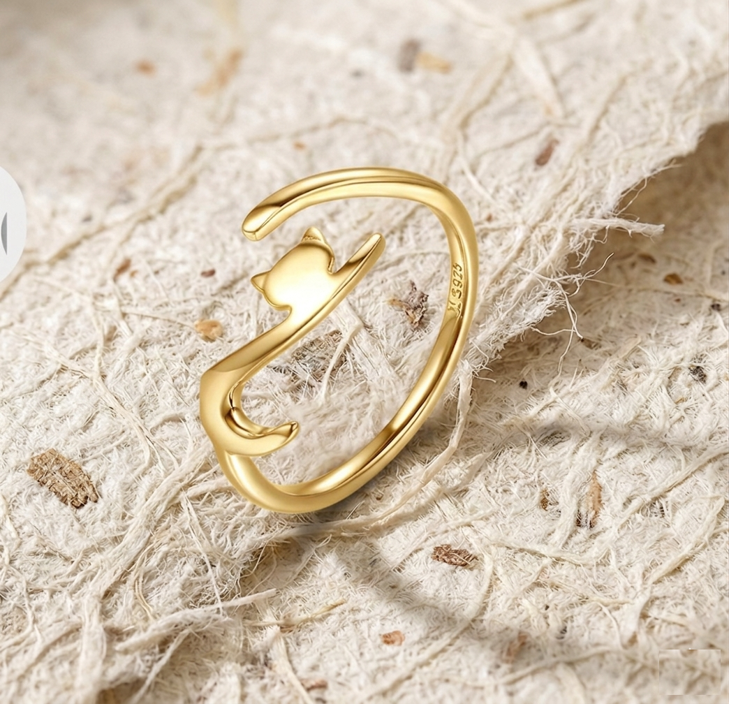 Minimalist Cat Ring in 925 Sterling Silver, Dainty Kitten Wrap Ring, Modern Animal Jewelry for Her, Adjustable Ring, Simple Pet Lover Gift